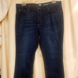 Lee Riders Midrise Bootcut Jean's Size 18P